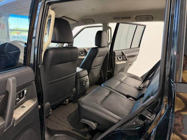 Mitsubishi Pajero IV Рестайлинг 1 с пробегом 2013 года, цена 2 164 000 рублей, 88776 км, внедорожник, Автокод Объявления