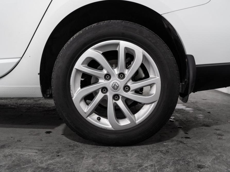 Renault Fluence I Рестайлинг Иркутск  - изображение 19