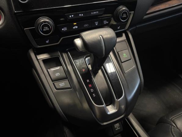 Honda CR-V V с пробегом 2018 года, цена 2 649 000 рублей, 140100 км, внедорожник, Автокод Объявления