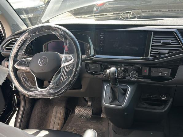 Volkswagen Multivan T6 Рестайлинг с пробегом 2021 года, цена 5 990 000 рублей, 90109 км, минивэн, Автокод Объявления