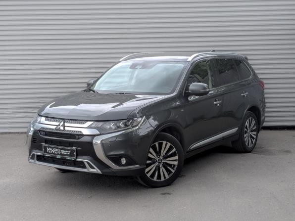 Mitsubishi Outlander III Рестайлинг 3 с пробегом 2019 года, цена 2 550 000 рублей, 109469 км, внедорожник, Автокод Объявления