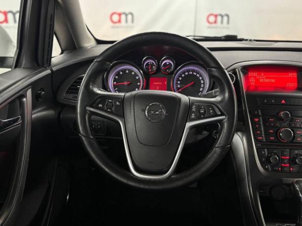 Opel Astra J с пробегом 2012 года, цена 749 000 рублей, 163000 км, хэтчбек, Автокод Объявления