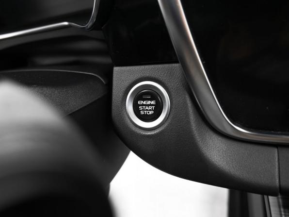 Geely Atlas Pro с пробегом 2022 года, цена 1 645 000 рублей, 126511 км, внедорожник, Автокод Объявления