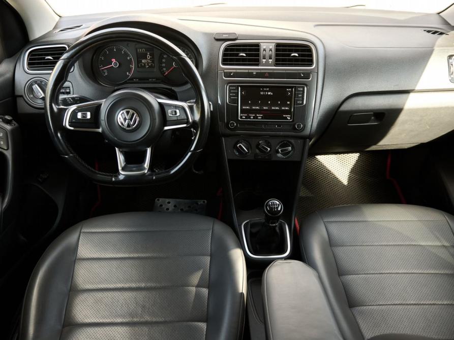 Volkswagen Polo V Рестайлинг Казань  - изображение 8