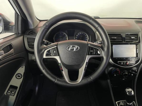 Hyundai Solaris I Рестайлинг с пробегом 2014 года, цена 829 000 рублей, 128821 км, хэтчбек, Автокод Объявления