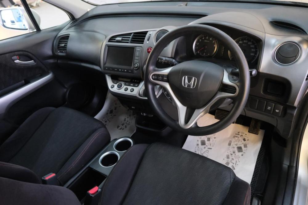 Honda Stream II Рестайлинг Омск  - изображение 11