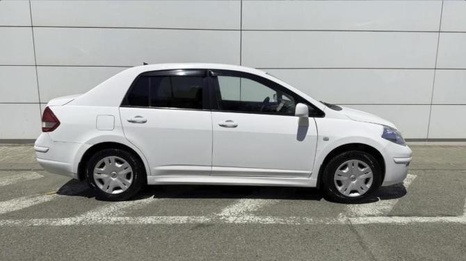 Nissan Tiida I Рестайлинг с пробегом 2013 года, цена 619 000 рублей, 369851 км, седан, Автокод Объявления