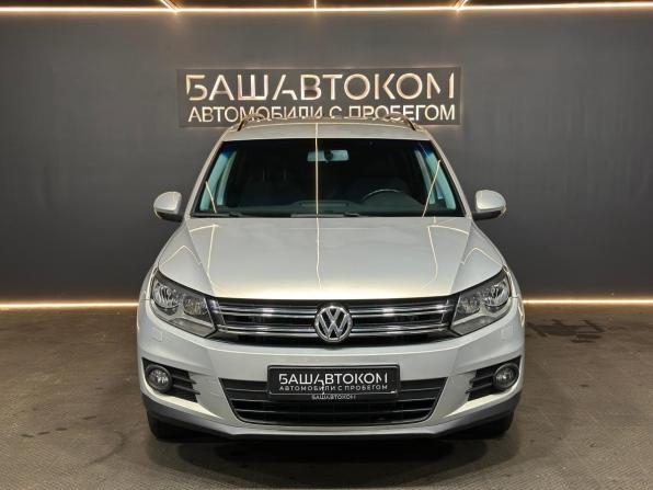 Volkswagen Tiguan I Рестайлинг с пробегом 2012 года, цена 1 070 000 рублей, 197607 км, внедорожник, Автокод Объявления