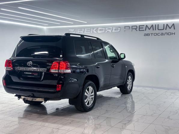 Toyota Land Cruiser 200 Series с пробегом 2008 года, цена 2 999 000 рублей, 204000 км, внедорожник, Автокод Объявления