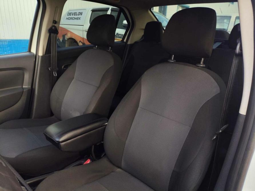 Renault Logan II Санкт-Петербург  - изображение 10