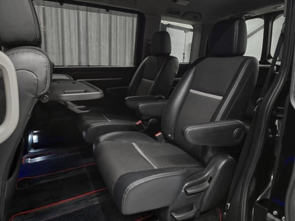 Honda Stepwgn V с пробегом 2016 года, цена 1 775 000 рублей, 101000 км, минивэн, Автокод Объявления