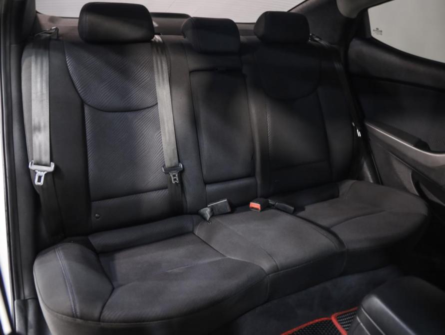 Hyundai Elantra V (MD) Рестайлинг Санкт-Петербург  - изображение 19