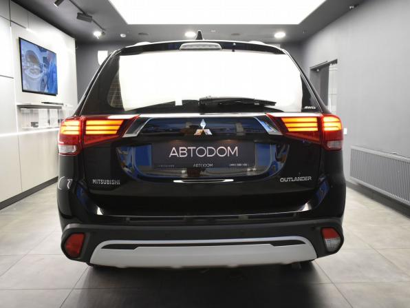 Mitsubishi Outlander III Рестайлинг 3 с пробегом 2019 года, цена 2 040 000 рублей, 128056 км, внедорожник, Автокод Объявления