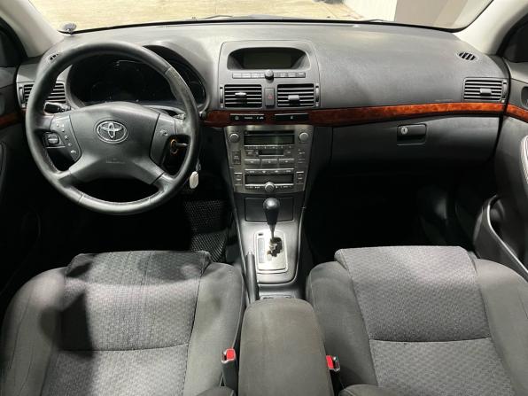Toyota Avensis II с пробегом 2004 года, цена 580 000 рублей, 326434 км, седан, Автокод Объявления