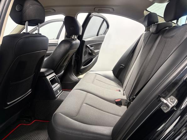 BMW 3 серии VI (F3x) Рестайлинг с пробегом 2018 года, цена 2 200 000 рублей, 120084 км, седан, Автокод Объявления