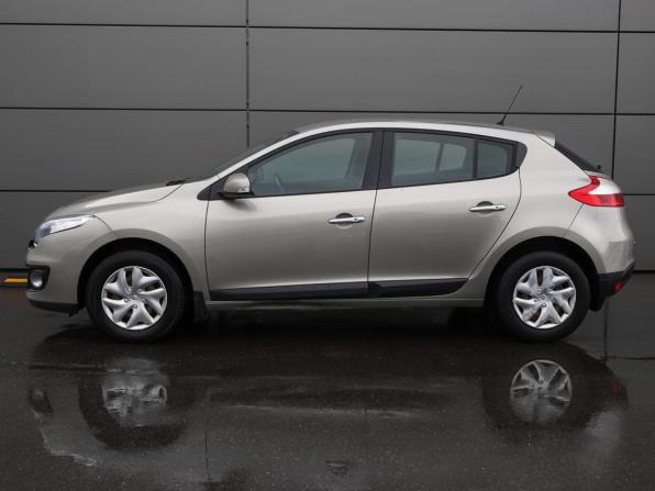 Renault Megane III Рестайлинг с пробегом 2014 года, цена 798 000 рублей, 108549 км, хэтчбек, Автокод Объявления