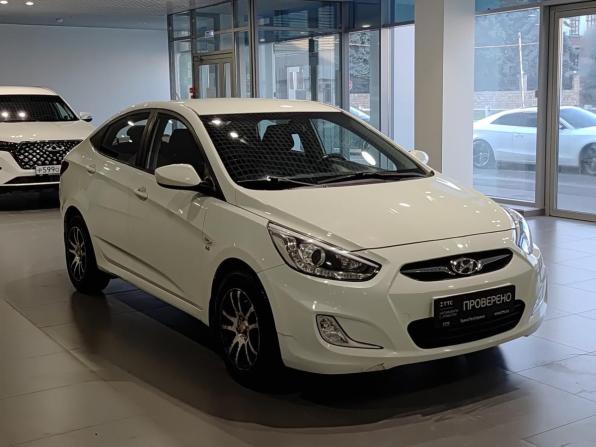 Hyundai Solaris I с пробегом 2013 года, цена 810 000 рублей, 137610 км, седан, Автокод Объявления