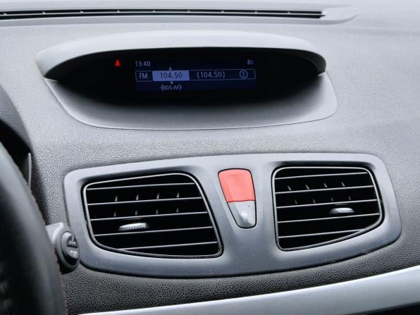 Renault Fluence I с пробегом 2011 года, цена 539 000 рублей, 218000 км, седан, Автокод Объявления