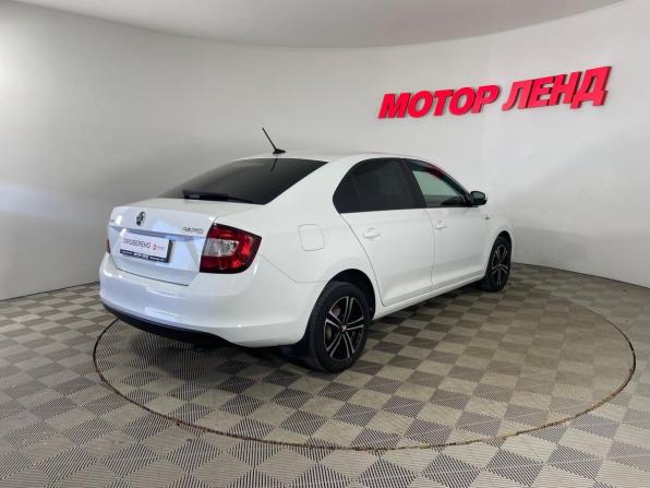 Skoda Rapid I Рестайлинг с пробегом 2019 года, цена 1 020 000 рублей, 206634 км, лифтбек, Автокод Объявления