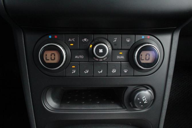 Nissan Qashqai I Рестайлинг с пробегом 2010 года, цена 950 000 рублей, 198109 км, внедорожник, Автокод Объявления