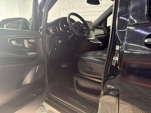 Mercedes-Benz V-Класс III (W447) Рестайлинг с пробегом 2021 года, цена 7 500 000 рублей, 47608 км, минивэн, Автокод Объявления