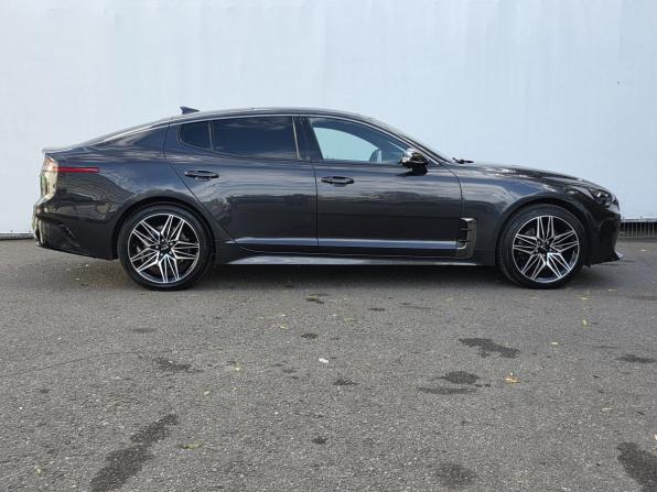 Kia Stinger I Рестайлинг с пробегом 2022 года, цена 3 600 000 рублей, 40806 км, лифтбек, Автокод Объявления