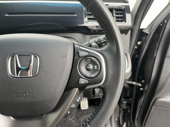 Honda Stepwgn V Рестайлинг с пробегом 2020 года, цена 2 299 000 рублей, 124831 км, минивэн, Автокод Объявления