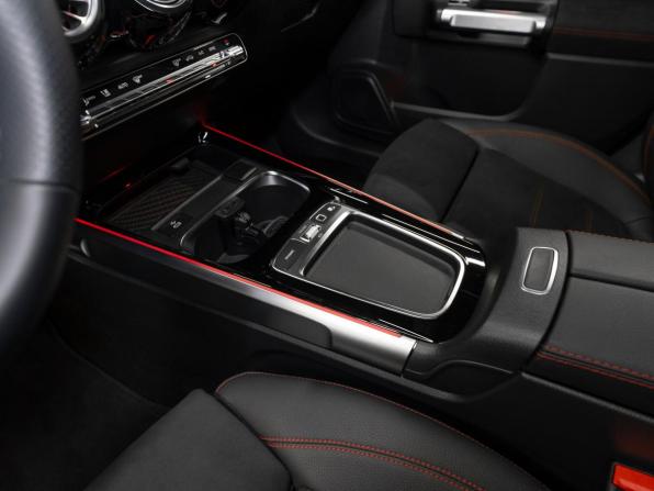 Mercedes-Benz GLB AMG I (X247) Рестайлинг с пробегом 2025 года, цена 7 400 000 рублей, 3160 км, внедорожник, Автокод Объявления
