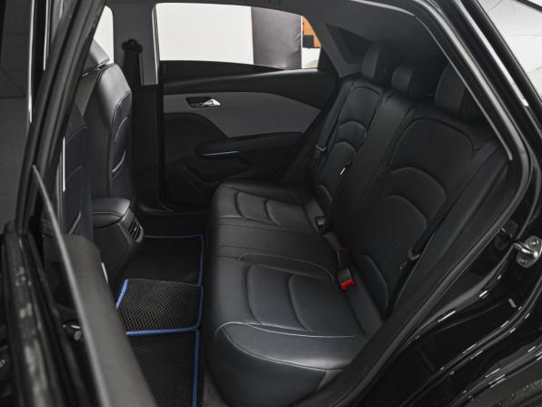 Chevrolet Monza II Рестайлинг с пробегом 2023 года, цена 1 597 000 рублей, 52753 км, седан, Автокод Объявления