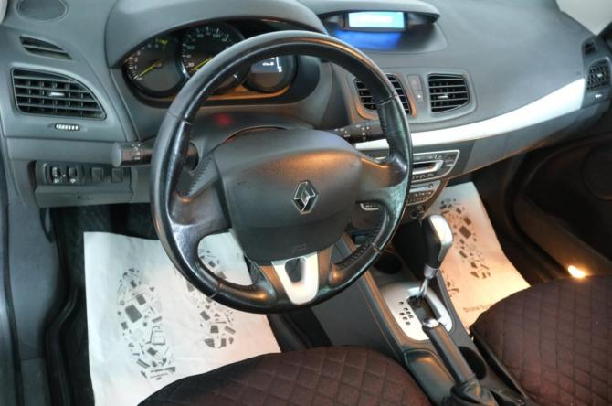 Renault Fluence I с пробегом 2012 года, цена 699 000 рублей, 149500 км, седан, Автокод Объявления