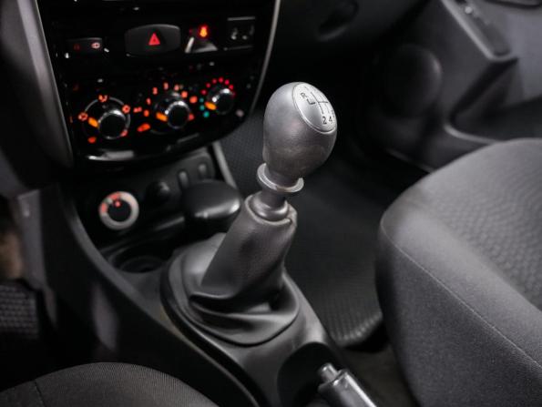Nissan Terrano III (D10) с пробегом 2015 года, цена 1 073 000 рублей, 118857 км, внедорожник, Автокод Объявления