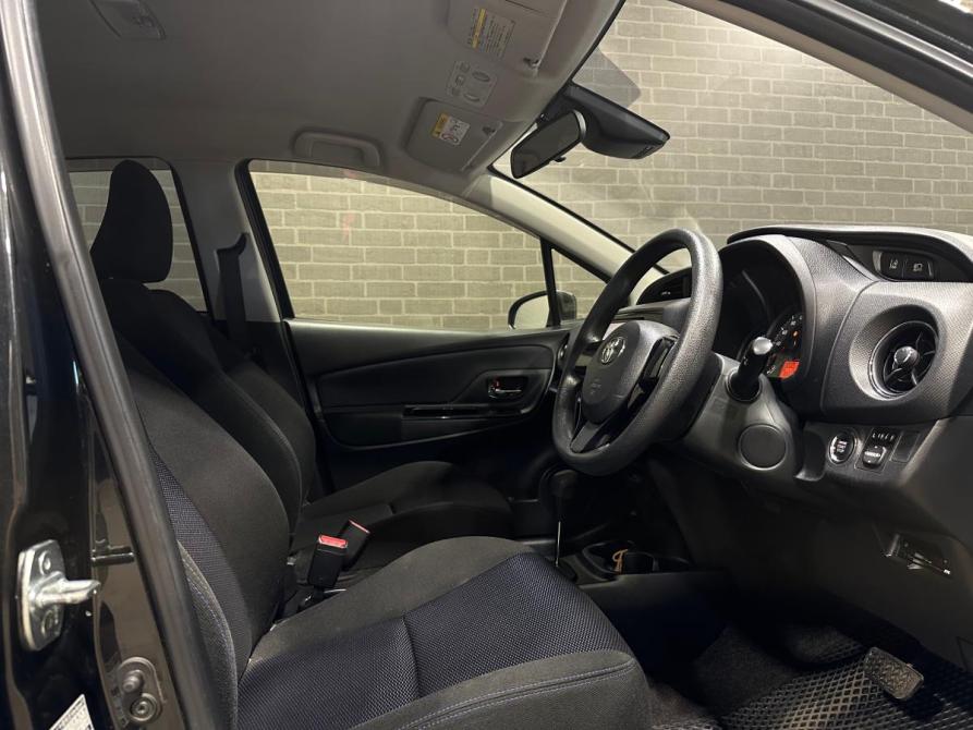 Toyota Vitz III (XP130) Рестайлинг Челябинск  - изображение 7