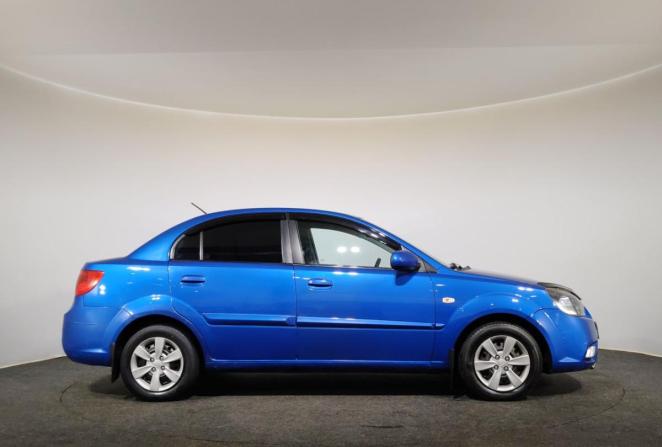 Kia Rio II Рестайлинг с пробегом 2011 года, цена 400 000 рублей, 287025 км, седан, Автокод Объявления