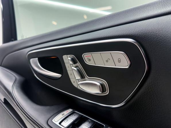 Mercedes-Benz V-Класс III (W447) Рестайлинг с пробегом 2023 года, цена 8 200 000 рублей, 88654 км, минивэн, Автокод Объявления