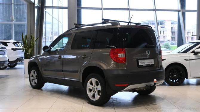 Skoda Yeti I с пробегом 2012 года, цена 795 000 рублей, 130000 км, внедорожник, Автокод Объявления