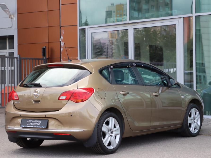 Opel Astra J Рестайлинг Санкт-Петербург  - изображение 8