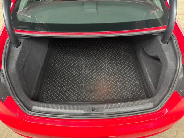 Audi A4 IV (B8) Рестайлинг с пробегом 2013 года, цена 1 299 000 рублей, 227000 км, седан, Автокод Объявления