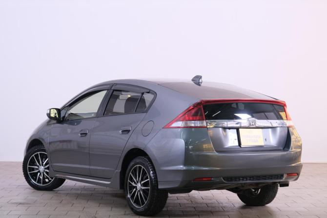 Honda Insight II Рестайлинг с пробегом 2012 года, цена 979 000 рублей, 195000 км, хэтчбек, Автокод Объявления