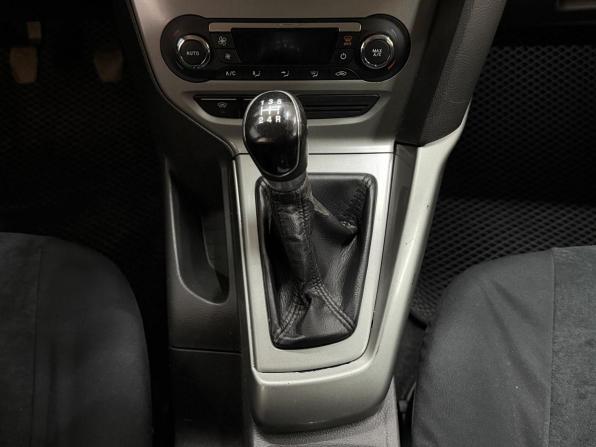 Ford Focus III с пробегом 2011 года, цена 670 000 рублей, 205050 км, хэтчбек, Автокод Объявления
