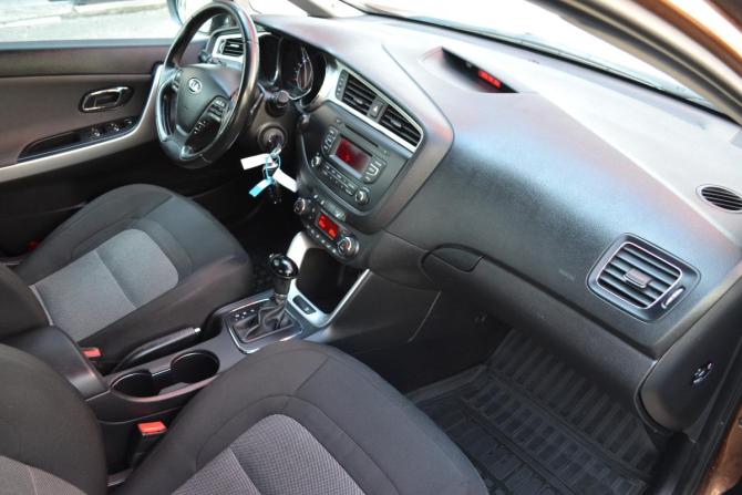 Kia Ceed II Рестайлинг с пробегом 2016 года, цена 1 390 000 рублей, 127302 км, хэтчбек, Автокод Объявления
