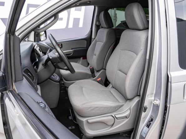 Hyundai H-1 II Рестайлинг 2 с пробегом 2019 года, цена 3 170 000 рублей, 97652 км, минивэн, Автокод Объявления