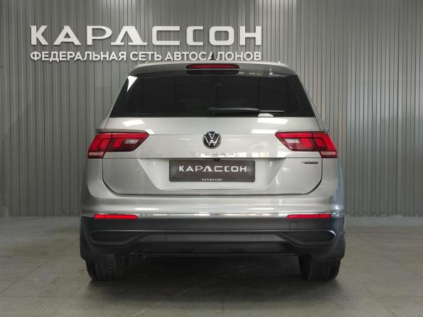 Volkswagen Tiguan II Рестайлинг с пробегом 2021 года, цена 2 918 000 рублей, 83475 км, внедорожник, Автокод Объявления