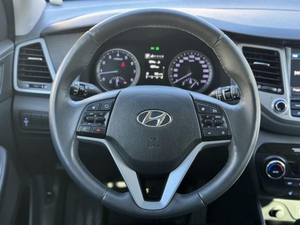 Hyundai Tucson III с пробегом 2017 года, цена 2 100 000 рублей, 114859 км, внедорожник, Автокод Объявления