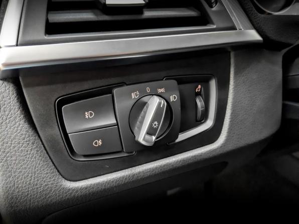 BMW 3 серии VI (F3x) Рестайлинг с пробегом 2018 года, цена 2 990 000 рублей, 118014 км, седан, Автокод Объявления
