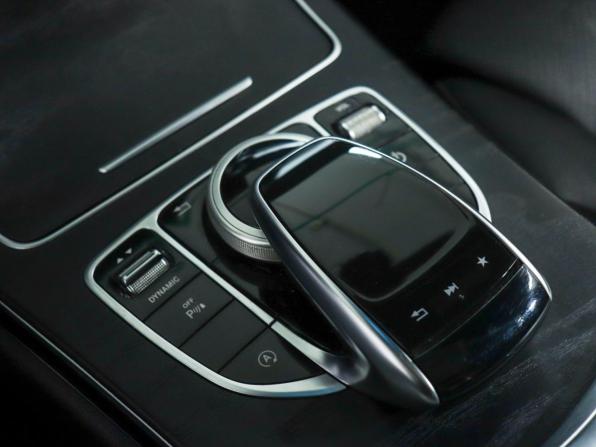 Mercedes-Benz C-Класс IV (W205) с пробегом 2016 года, цена 2 589 000 рублей, 121700 км, седан, Автокод Объявления
