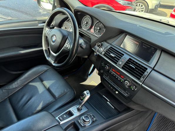 BMW X5 II (E70) Рестайлинг с пробегом 2012 года, цена 1 350 000 рублей, 304209 км, внедорожник, Автокод Объявления