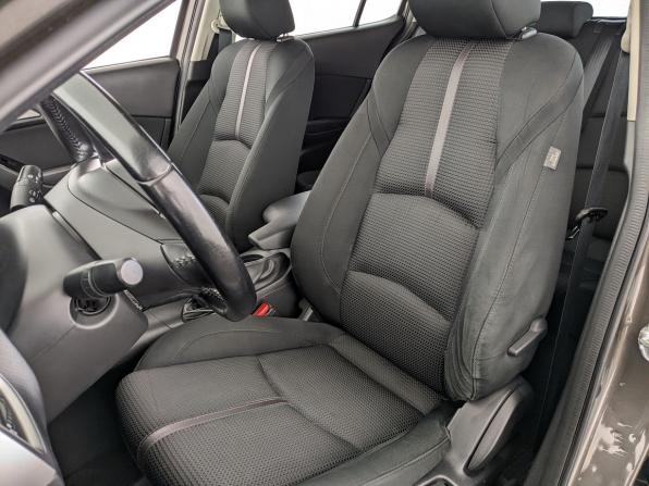 Mazda 3 III (BM) Рестайлинг с пробегом 2017 года, цена 1 800 000 рублей, 136614 км, хэтчбек, Автокод Объявления
