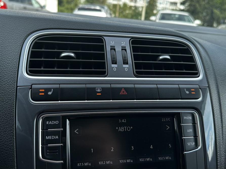 Volkswagen Polo V Рестайлинг Ярославль  - изображение 29