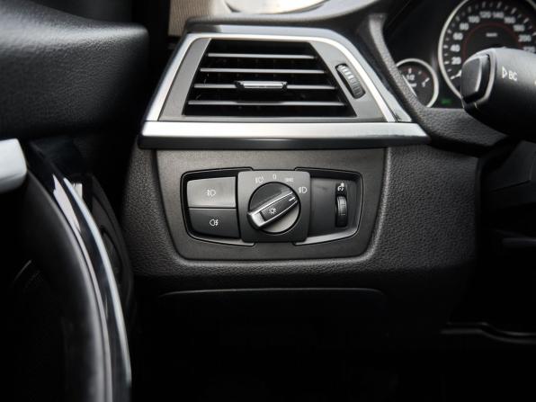BMW 3 серии VI (F3x) Рестайлинг с пробегом 2016 года, цена 2 058 000 рублей, 205039 км, седан, Автокод Объявления