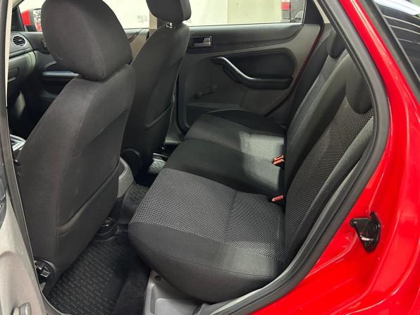 Ford Focus II Рестайлинг с пробегом 2010 года, цена 420 000 рублей, 180000 км, седан, Автокод Объявления